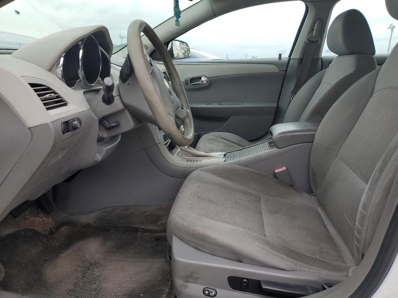 1G1ZC5E06AF167877 2010 Chevrolet Malibu 1Lt