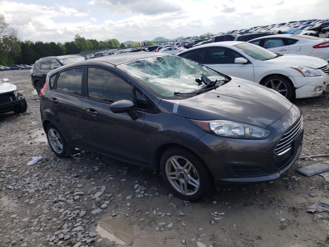 3FADP4EJ0HM119834 2017 Ford Fiesta Se