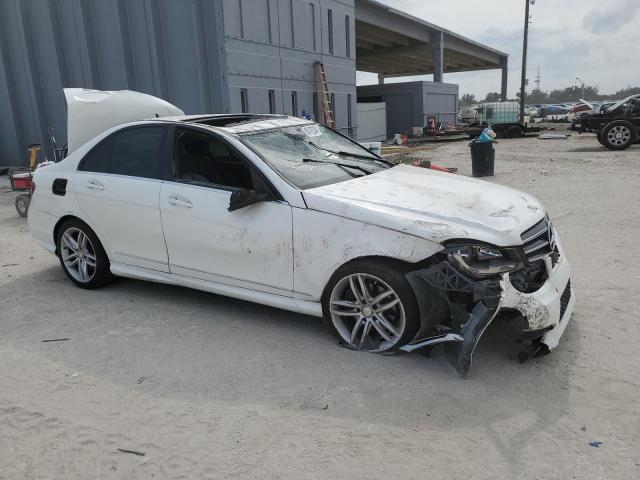 VIN WDDGF4HB0EA934063 2014 Mercedes-Benz C-Class, 250 no.4