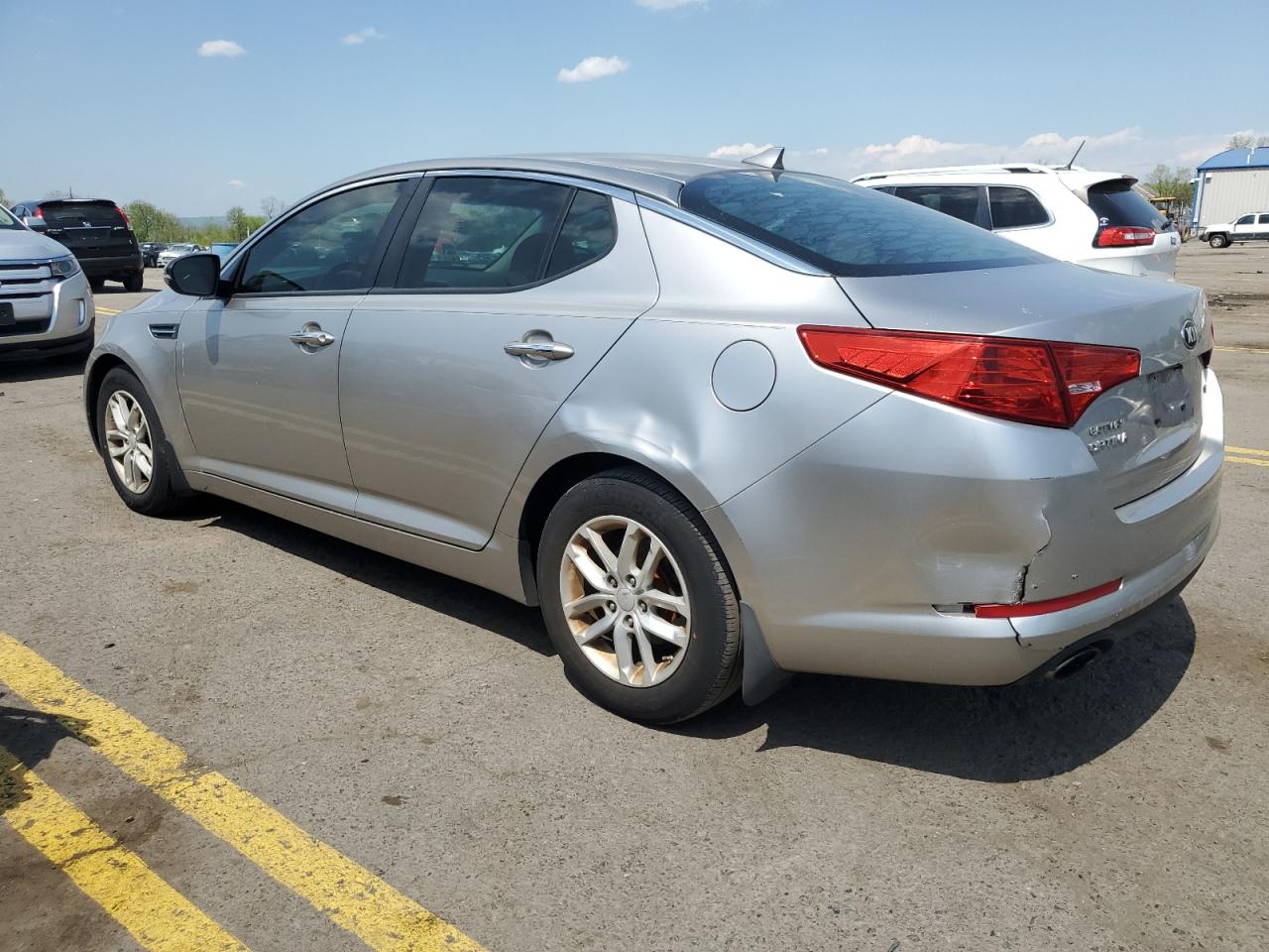 KNAGM4A75D5387995 2013 Kia Optima Lx