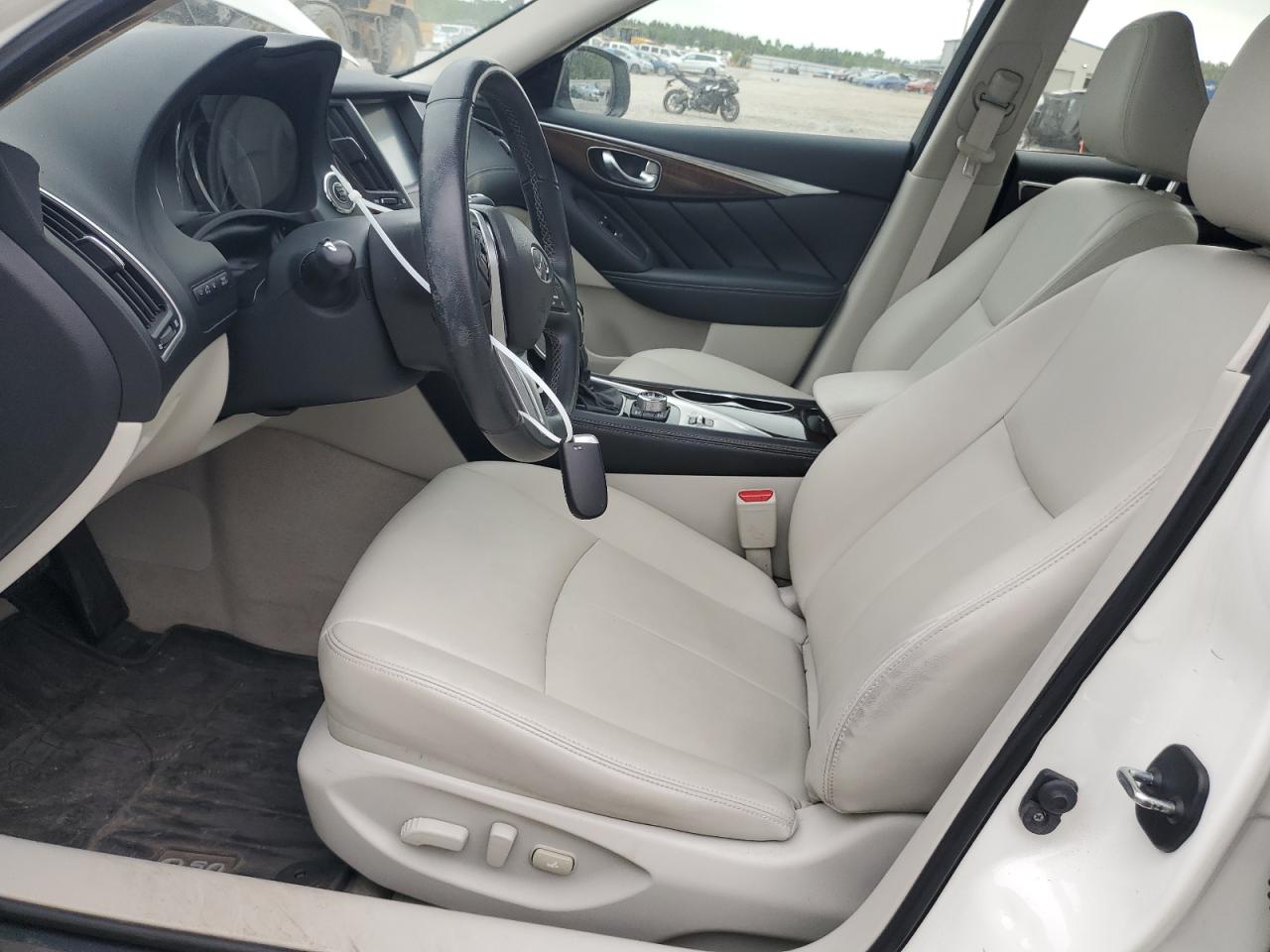 JN1EV7AR6JM439682 2018 Infiniti Q50 Luxe