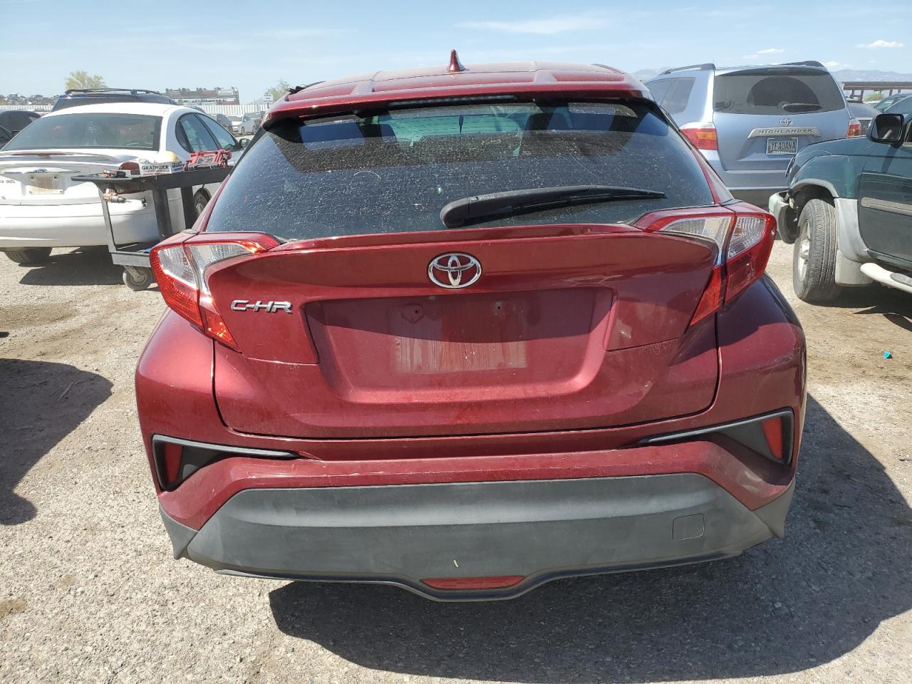 NMTKHMBX0JR004677 2018 Toyota C-Hr Xle