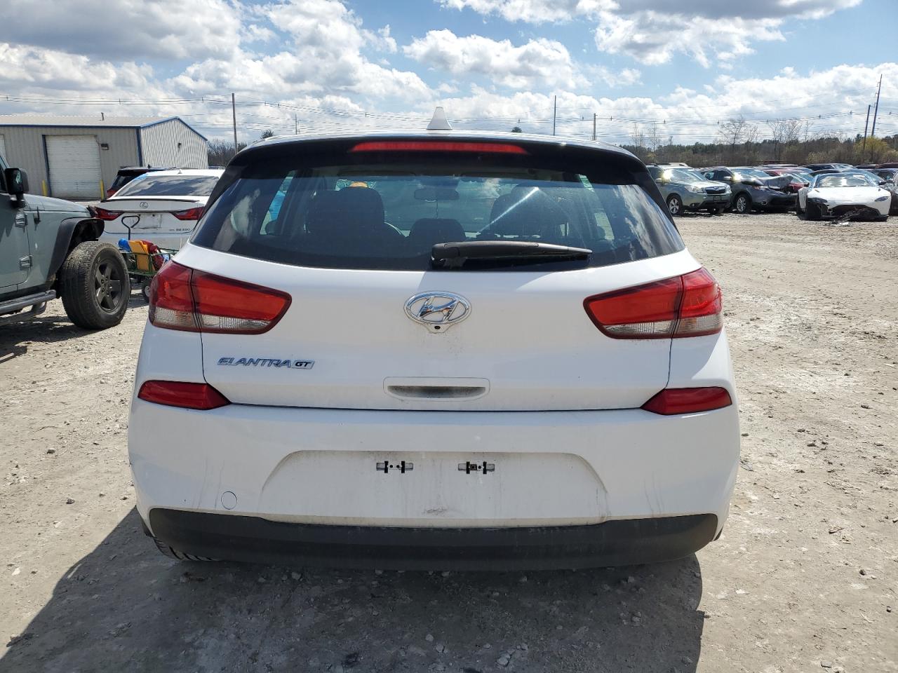 KMHH35LE7JU033212 2018 Hyundai Elantra Gt