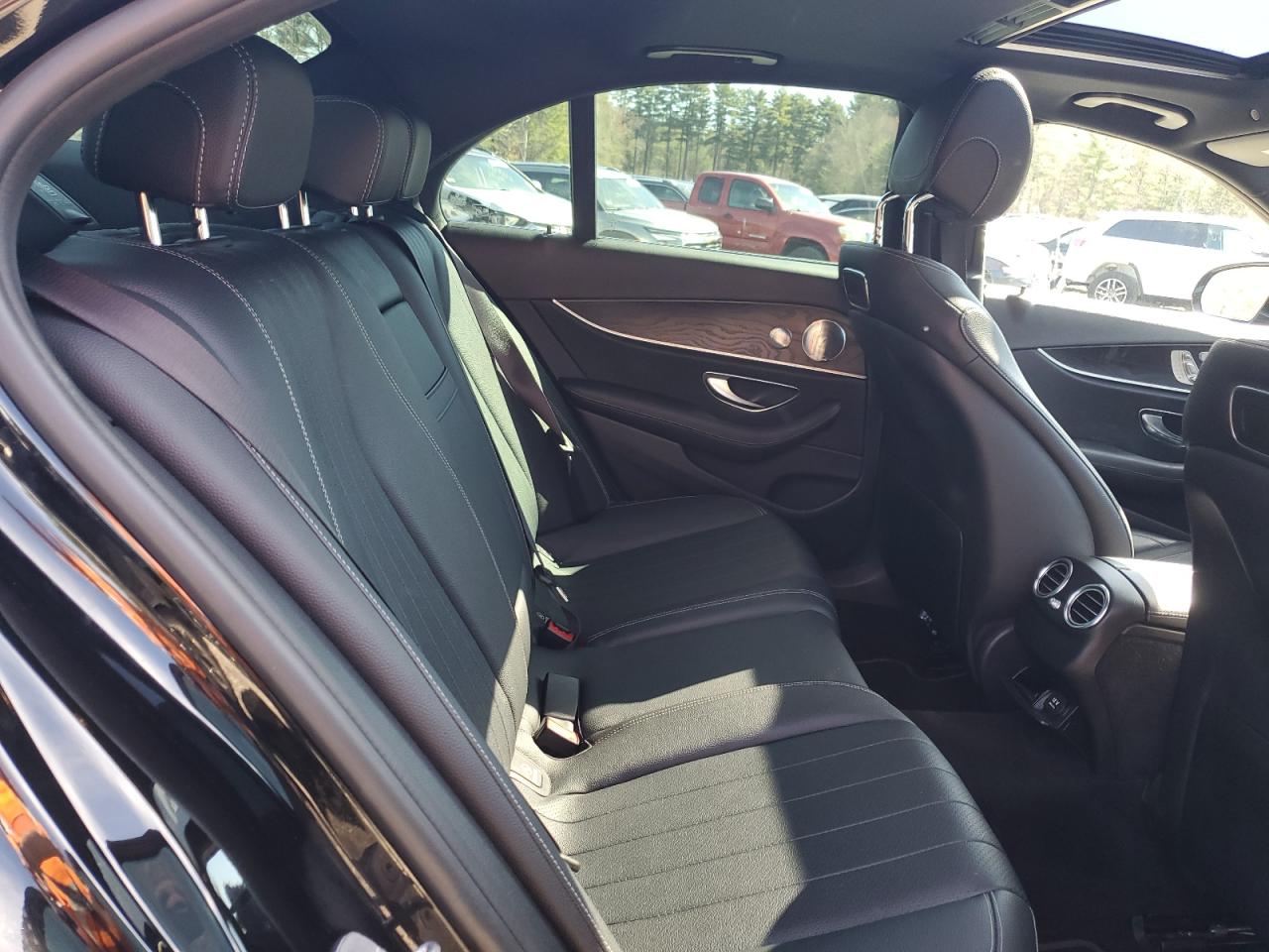 WDDZF4JB7JA344794 2018 Mercedes-Benz E 300