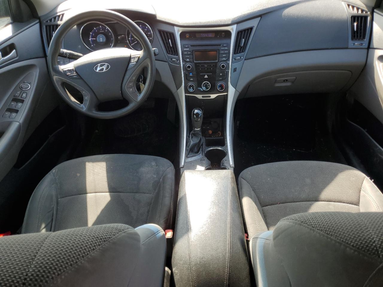 5NPEB4AC8EH937091 2014 Hyundai Sonata Gls