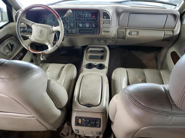 2000 Cadillac Escalade Luxury VIN: 1GYEK63R0YR219734 Lot: 51062574