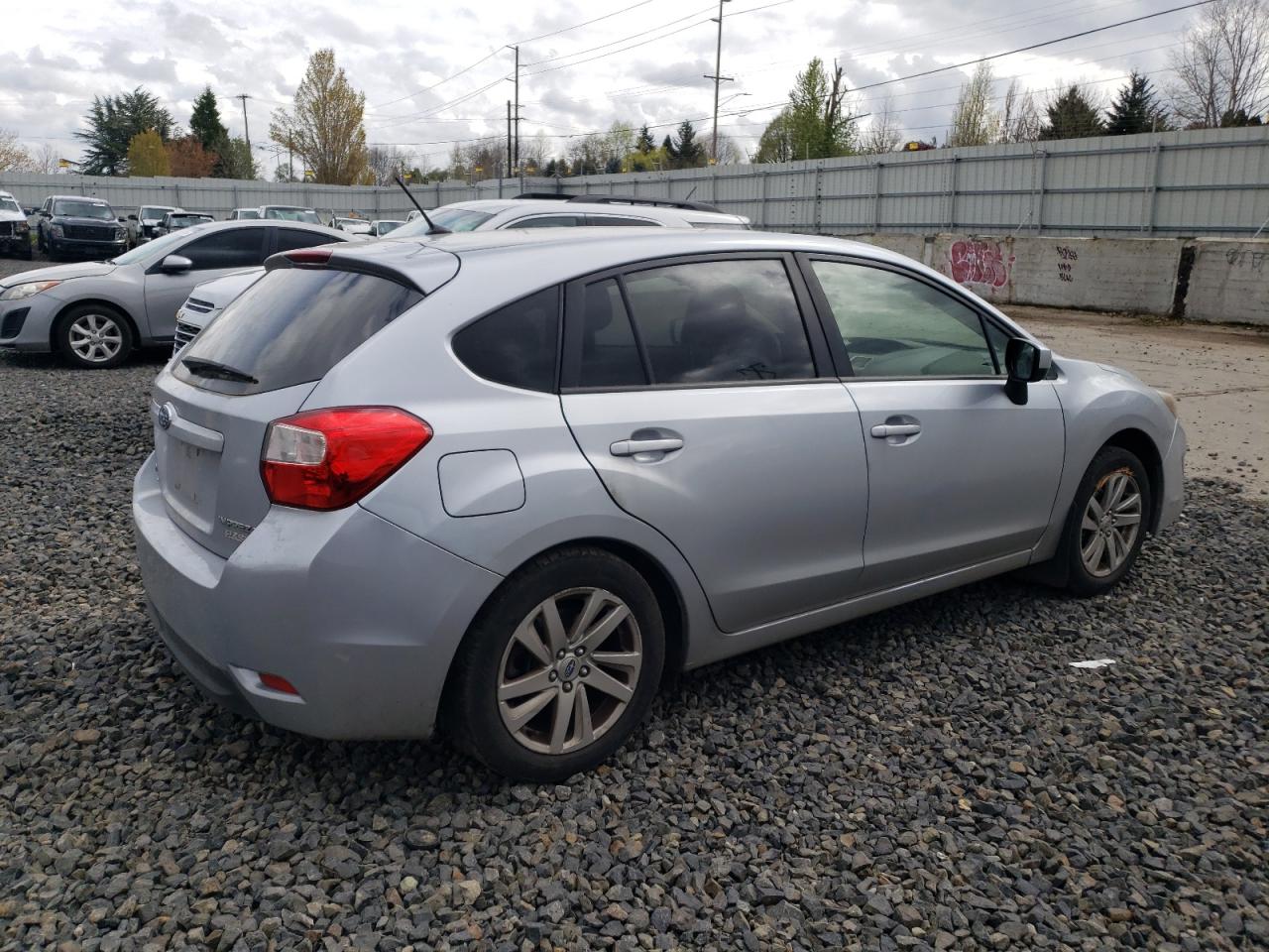 JF1GPAC63F8252518 2015 Subaru Impreza Premium