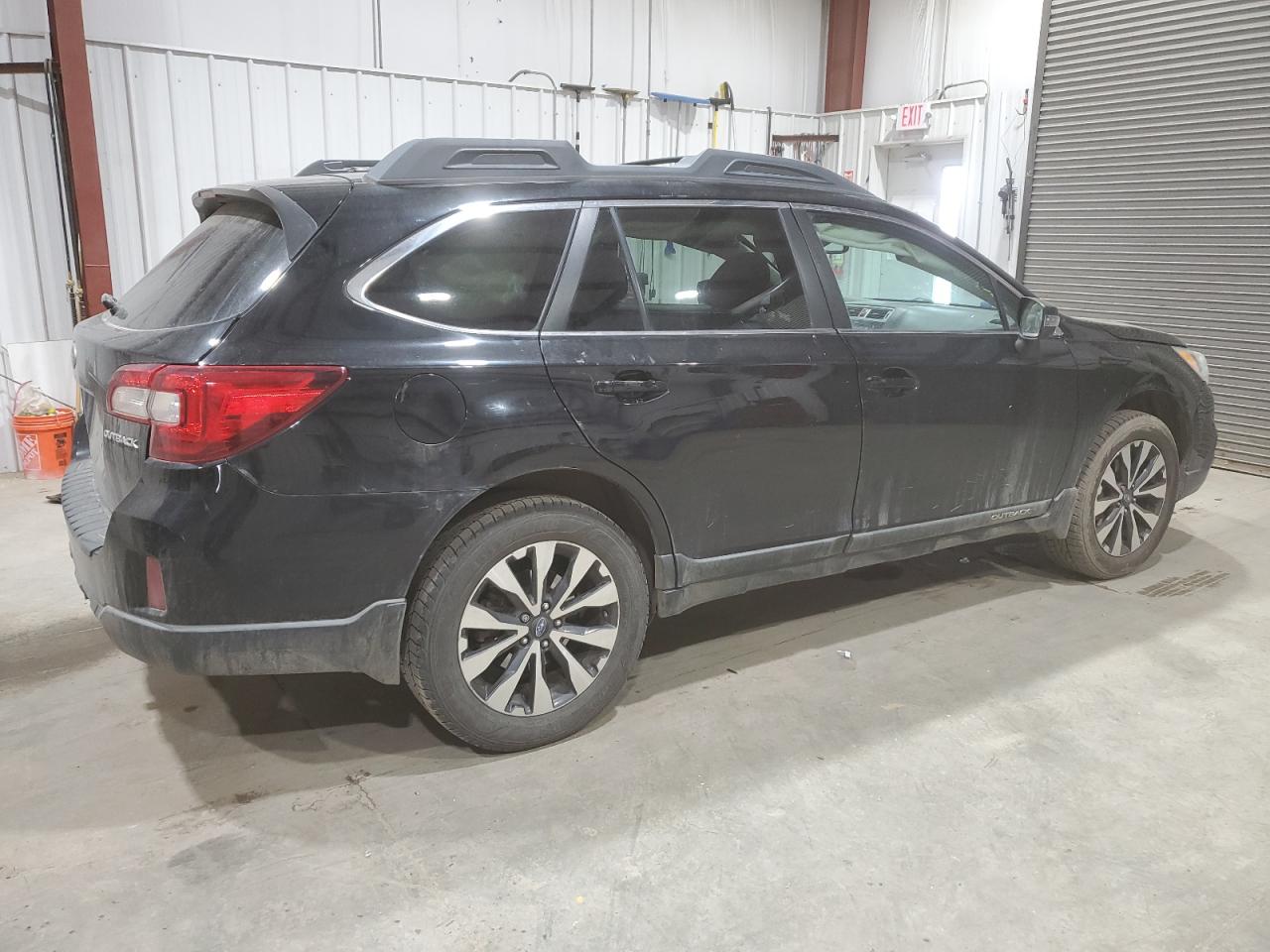 4S4BSBJC4F3265918 2015 Subaru Outback 2.5I Limited