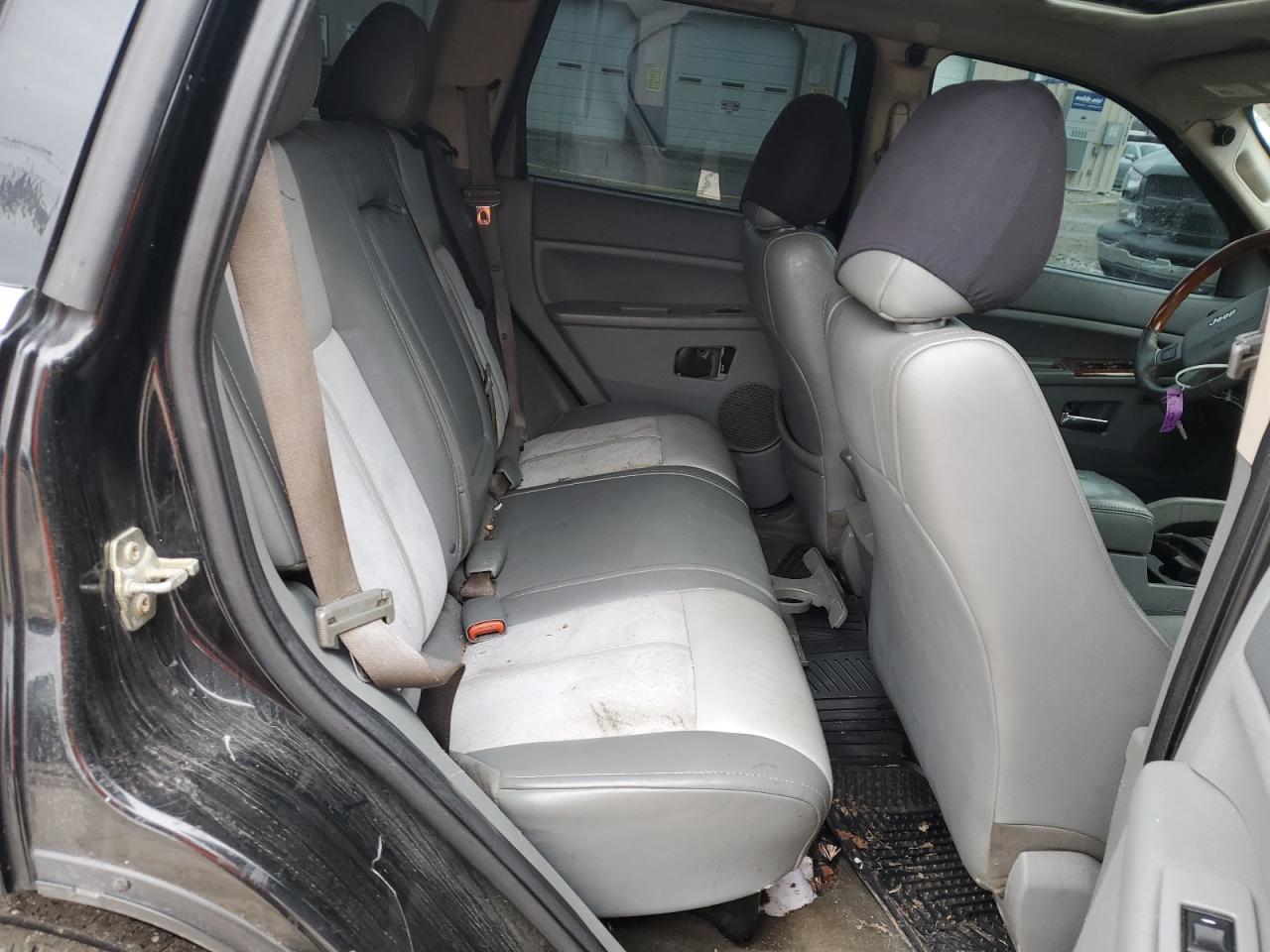 1J8HR68266C120287 2006 Jeep Grand Cherokee Overland