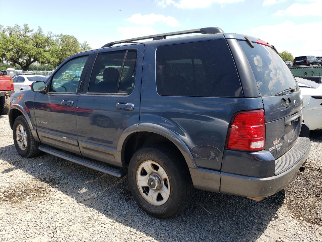 1FMZU63K22UD11738 2002 Ford Explorer Xlt