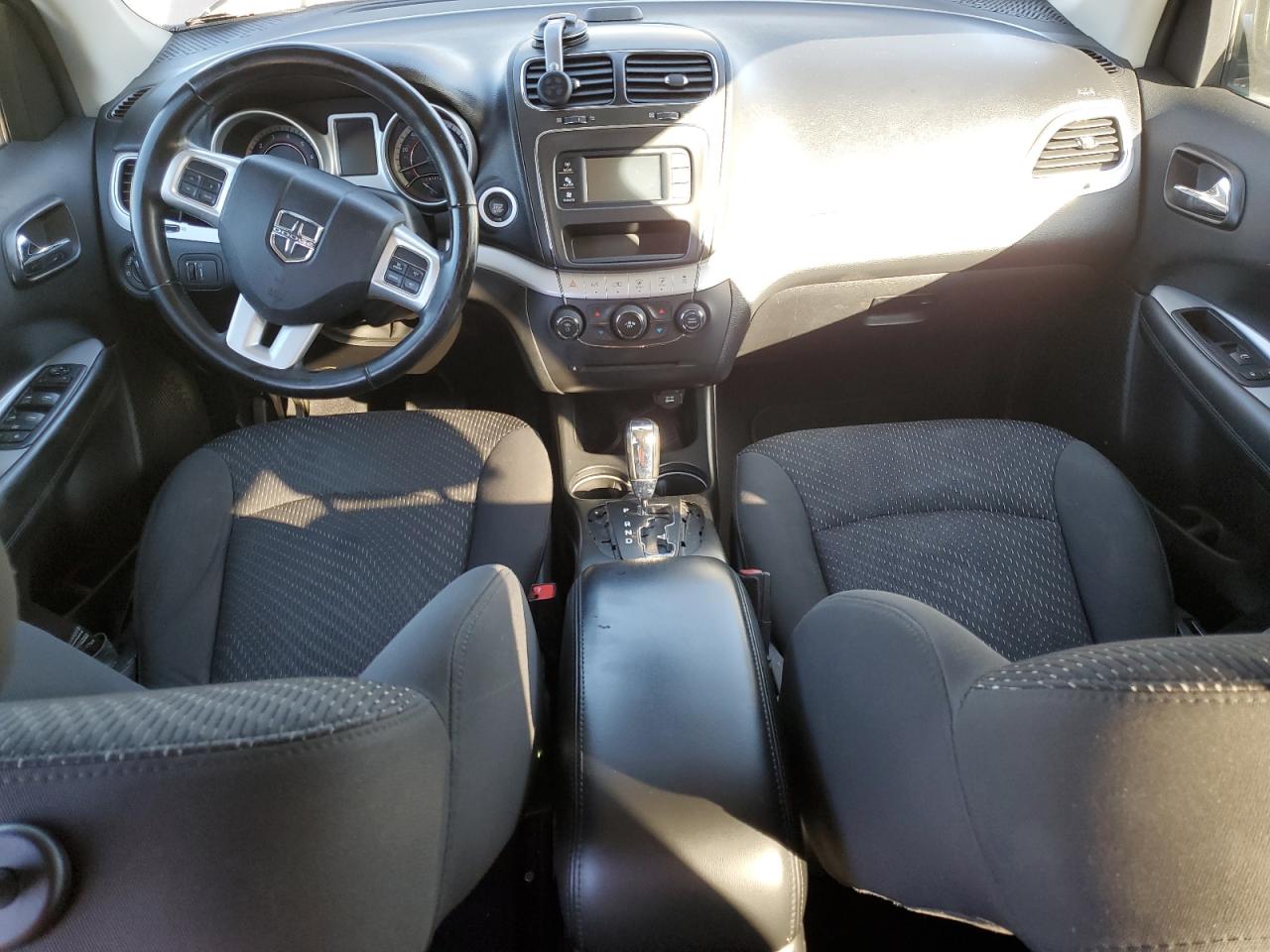 3C4PDCAB4JT521148 2018 Dodge Journey Se