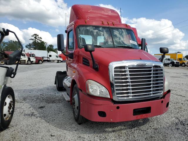 Lot #2506091031 2016 FREIGHTLINER CASCADIA 1 salvage car