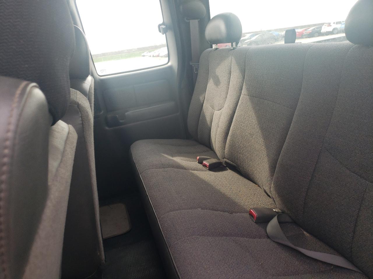 1GCEC19Z24E370301 2004 Chevrolet Silverado C1500