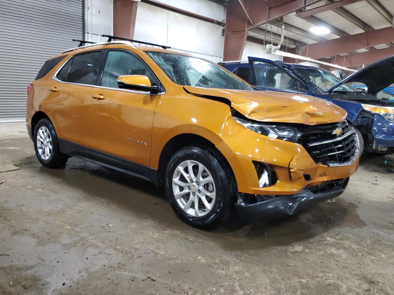 2GNAXSEV8J6105403 2018 Chevrolet Equinox Lt