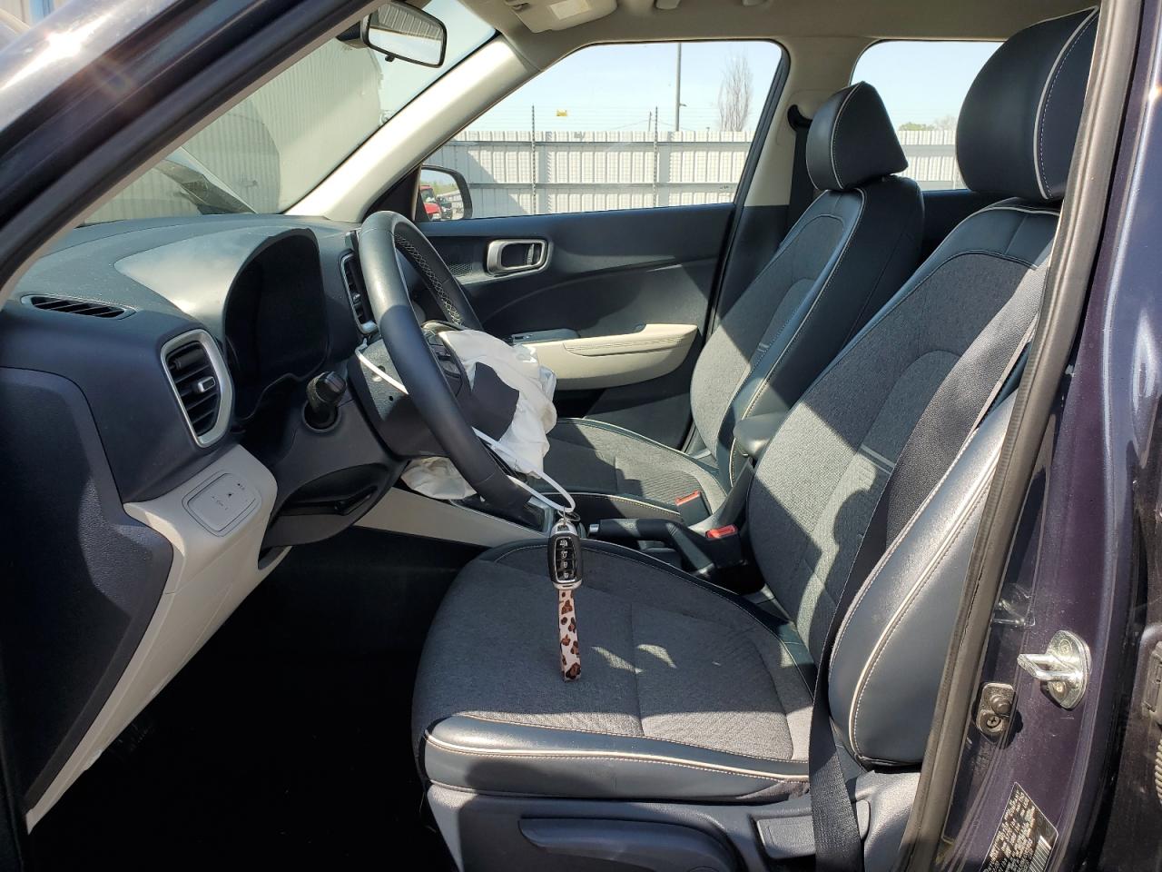 KMHRC8A38MU085993 2021 Hyundai Venue Sel