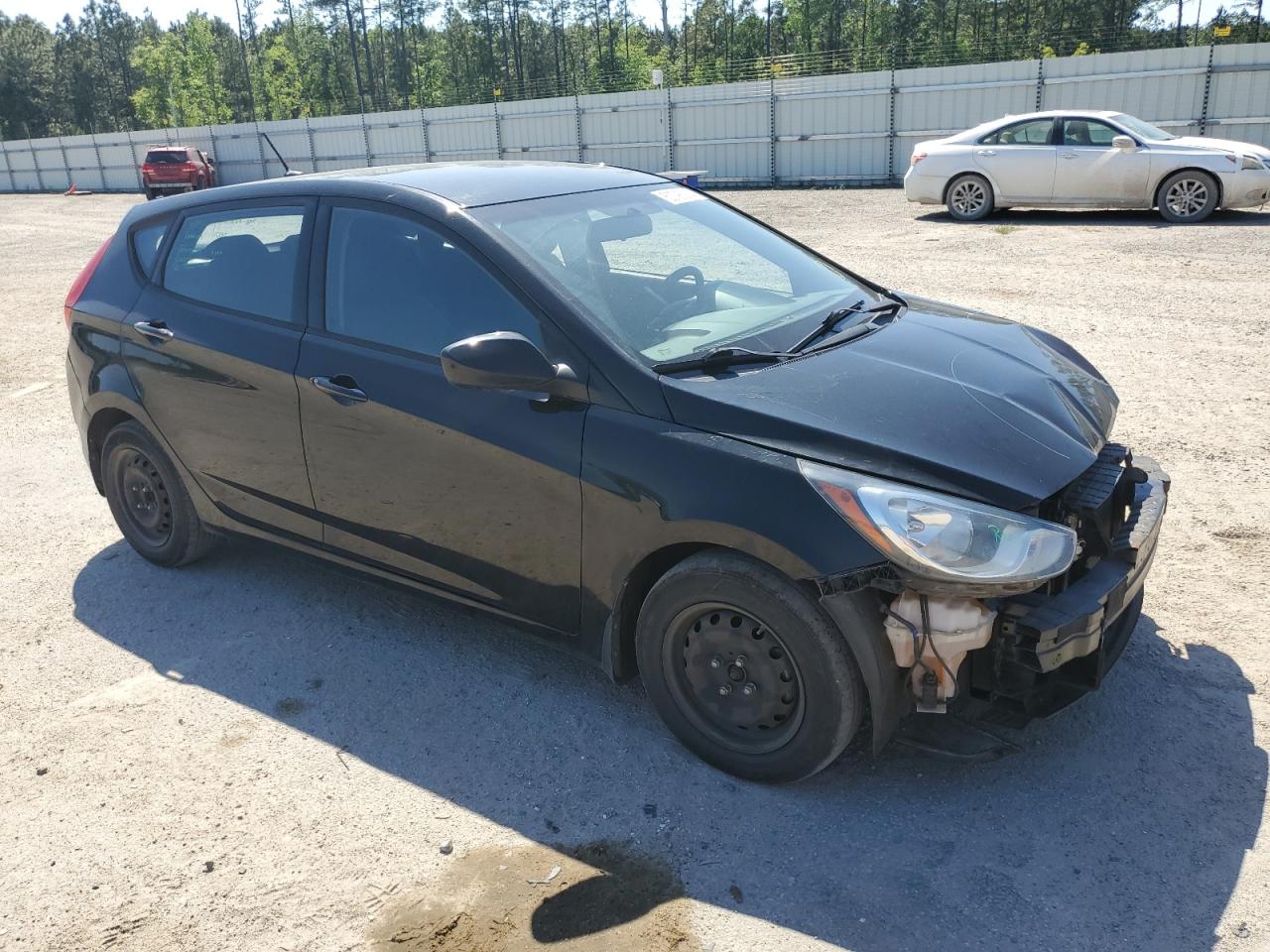 2014 Hyundai Accent Gls vin: KMHCT5AE4EU161930