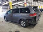 TOYOTA SIENNA LE photo