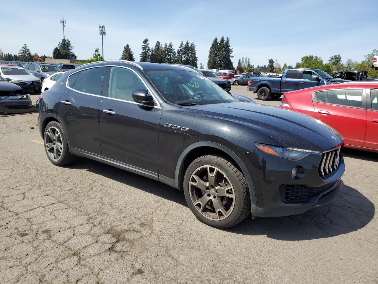 ZN661YUA9HX239332 2017 Maserati Levante S