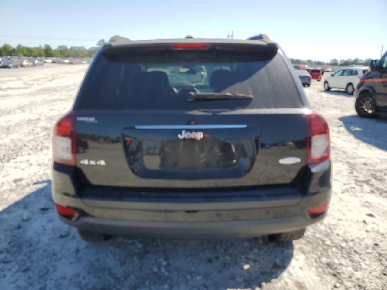 1C4NJDEB4GD690665 2016 Jeep Compass Latitude