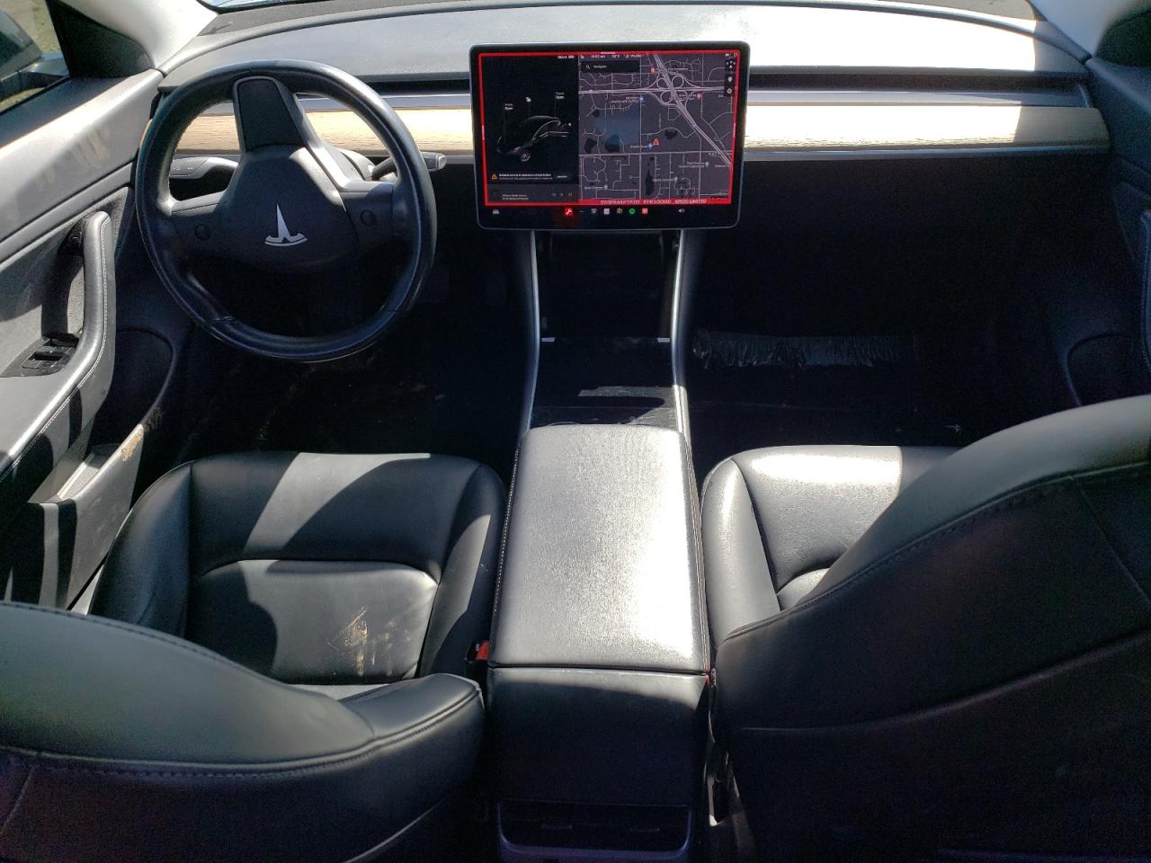 5YJ3E1EAXJF171721 2018 Tesla Model 3