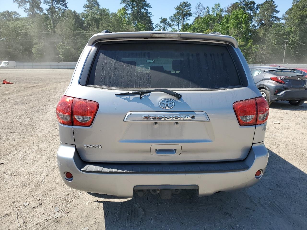 5TDZM5G1XAS001095 2010 Toyota Sequoia Sr5