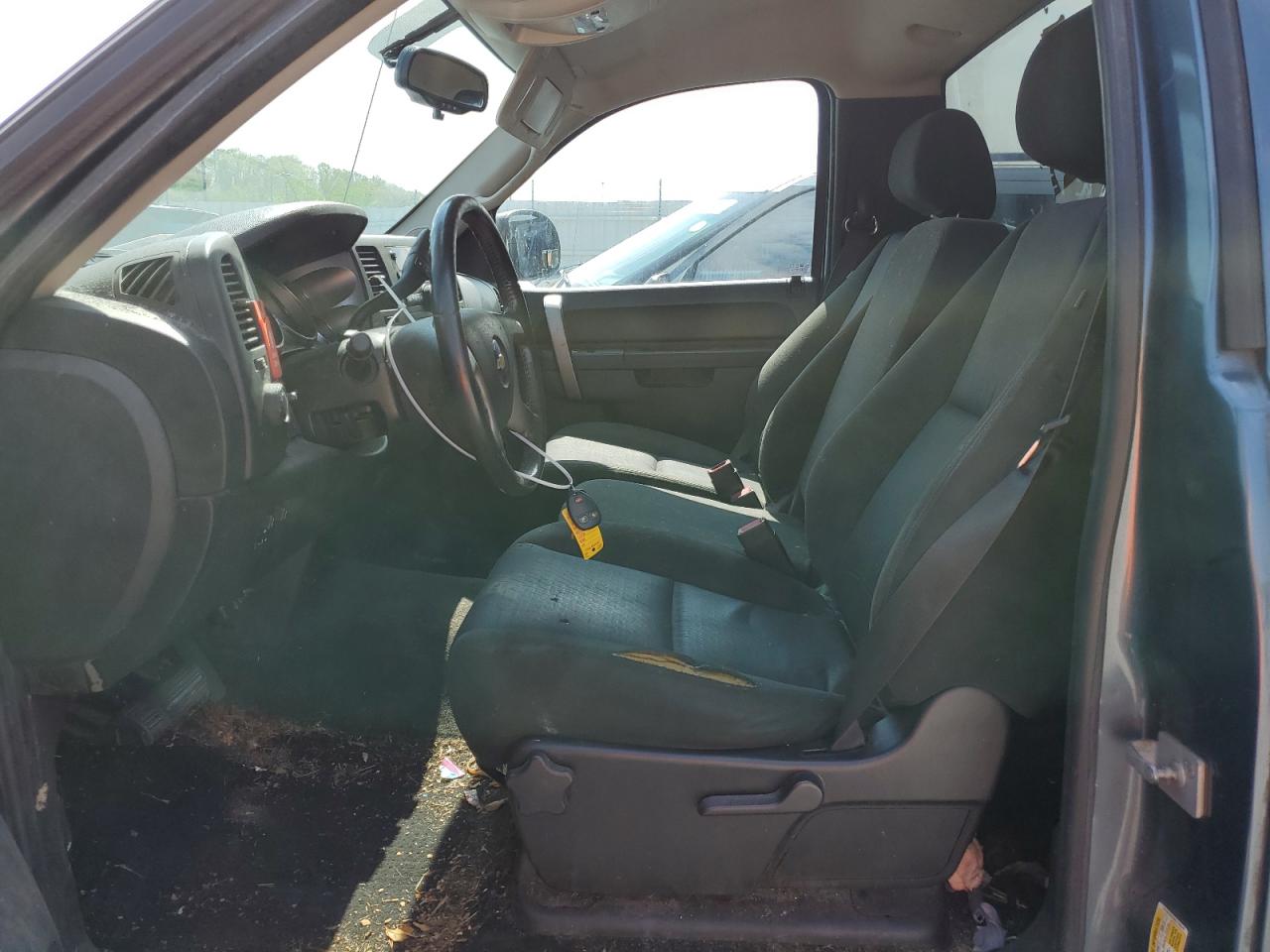 1GCNCSE06BZ156849 2011 Chevrolet Silverado C1500 Lt