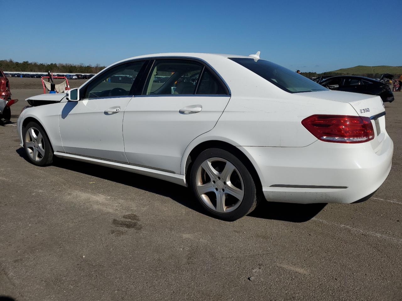 WDDHF8JB1EA775981 2014 Mercedes-Benz E 350 4Matic