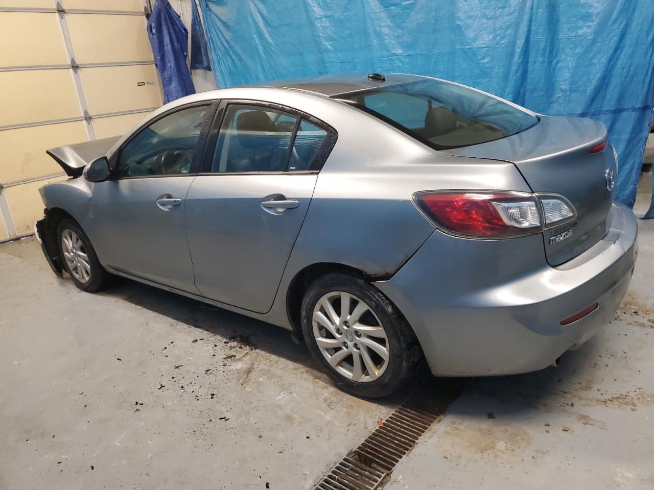 JM1BL1W70C1605189 2012 Mazda 3 I