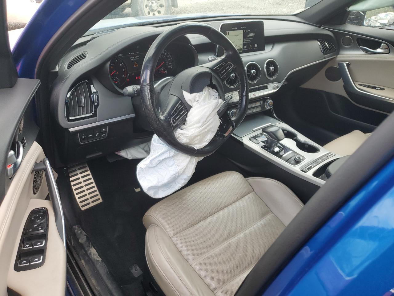 KNAE55LC9J6015800 2018 Kia Stinger Gt2