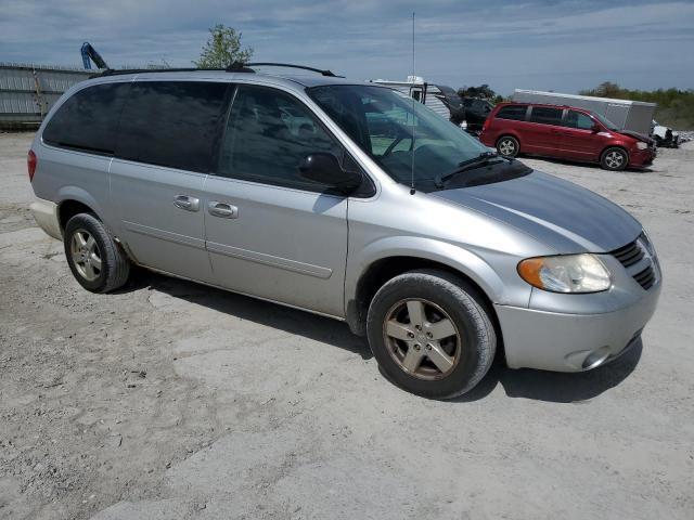 2005 Dodge Grand Caravan Sxt VIN: 2D4GP44L45R285744 Lot: 52689984