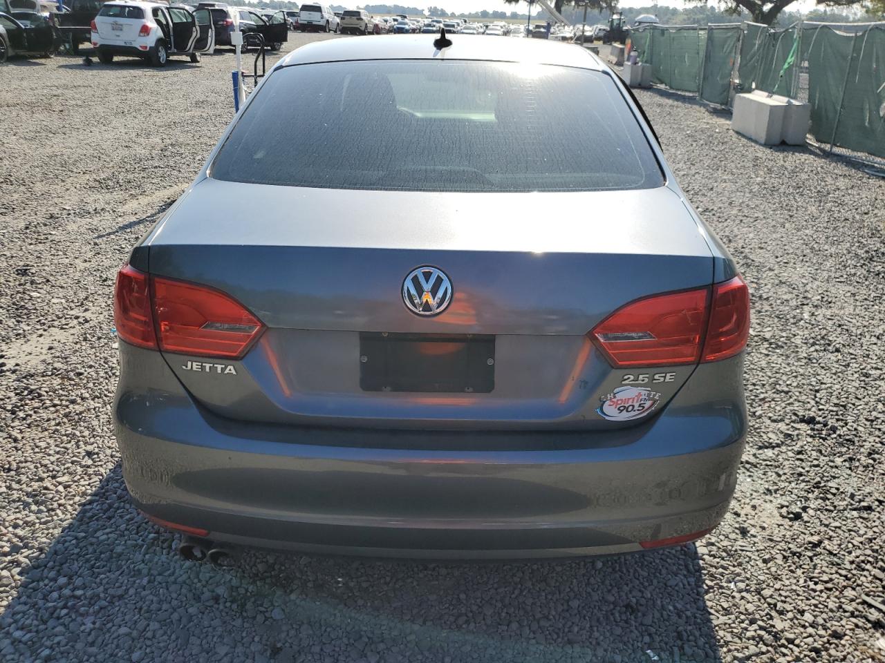 3VWDX7AJ8BM393594 2011 Volkswagen Jetta Se