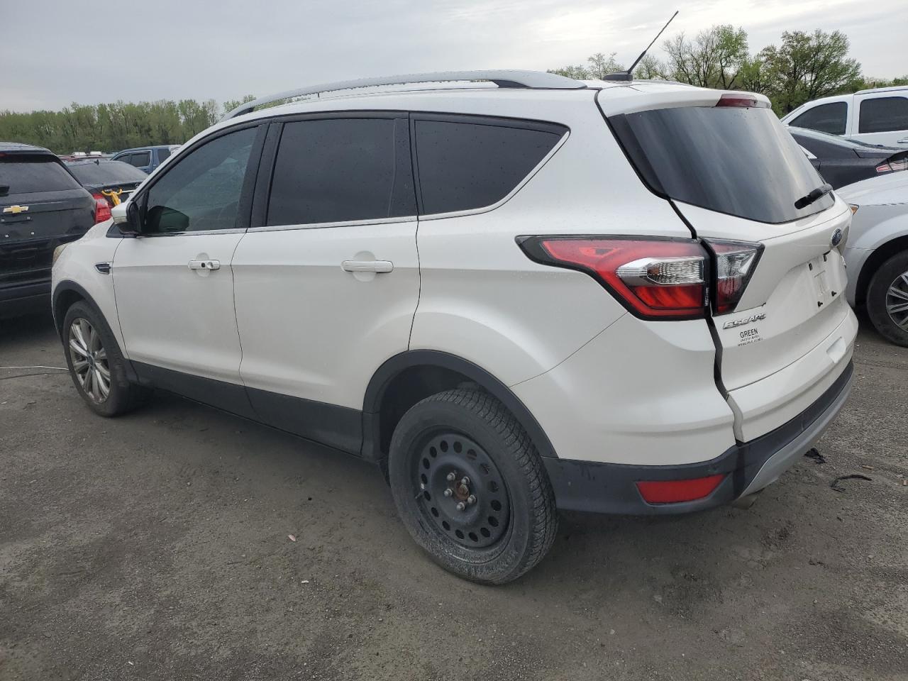 1FMCU9J98HUA65035 2017 Ford Escape Titanium