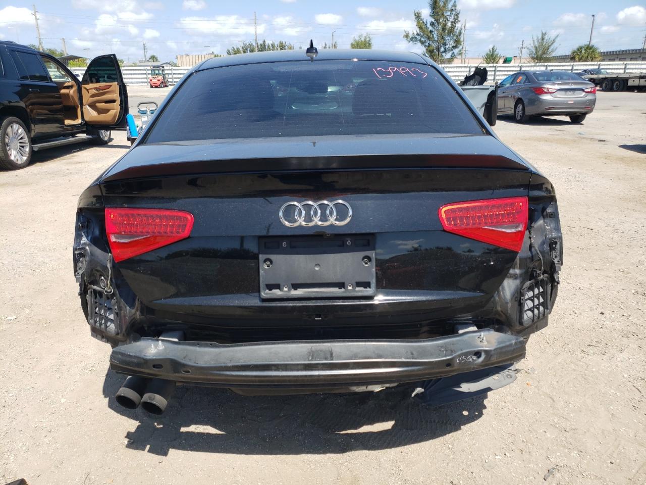 WAUEFAFL8DN009241 2013 Audi A4 Premium Plus