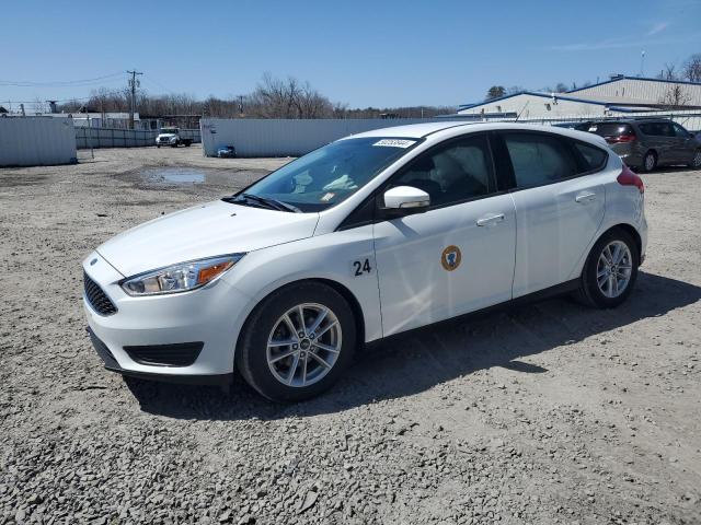 Lot #2471119116 2016 FORD FOCUS SE salvage car