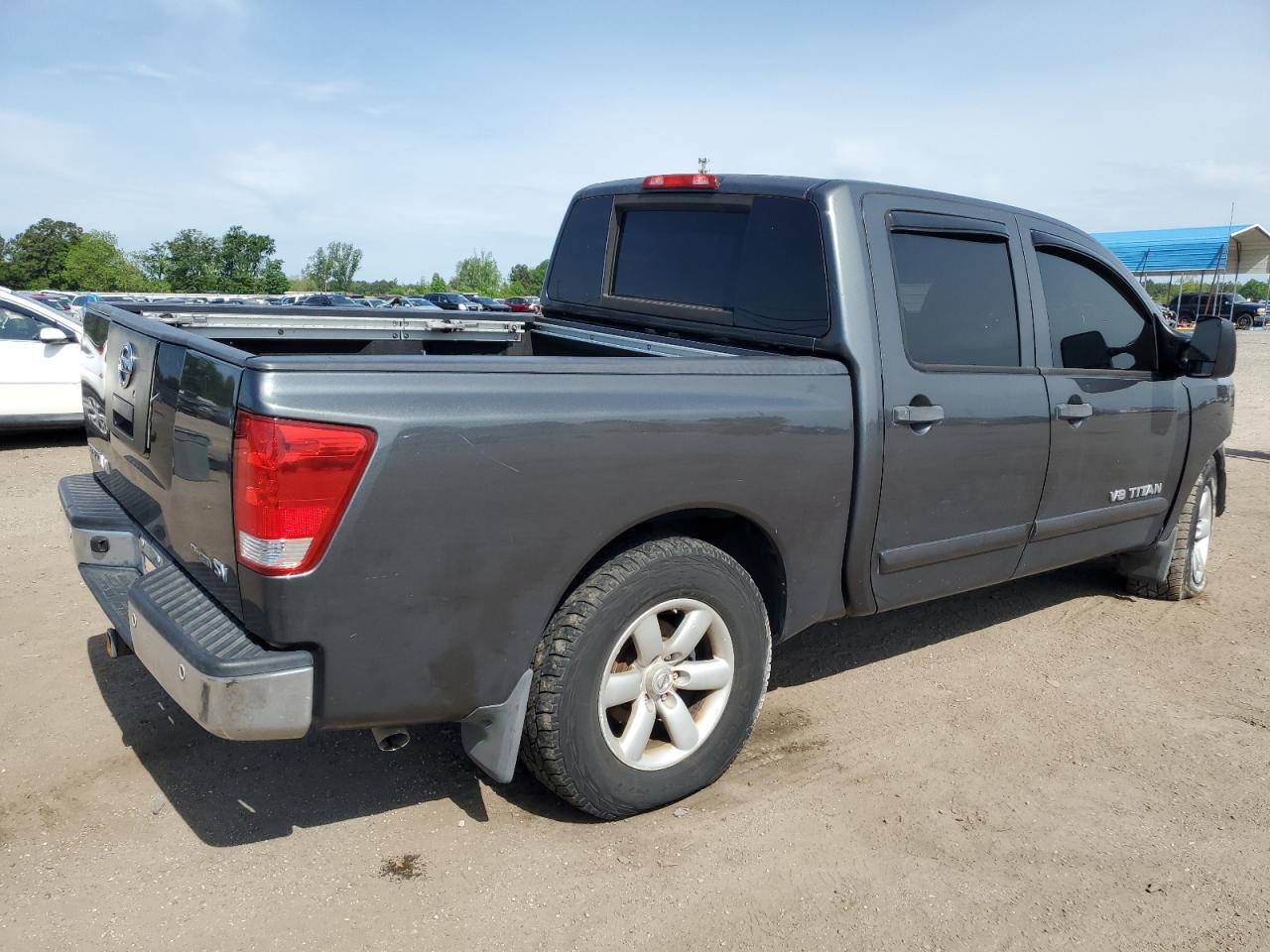 1N6BA0ED1CN307960 2012 Nissan Titan S