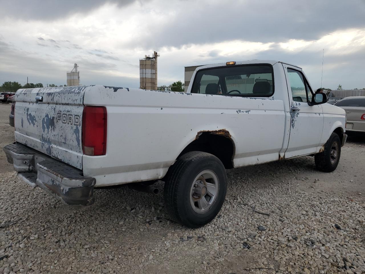 1FTDF15Y8NPA86872 1992 Ford F150