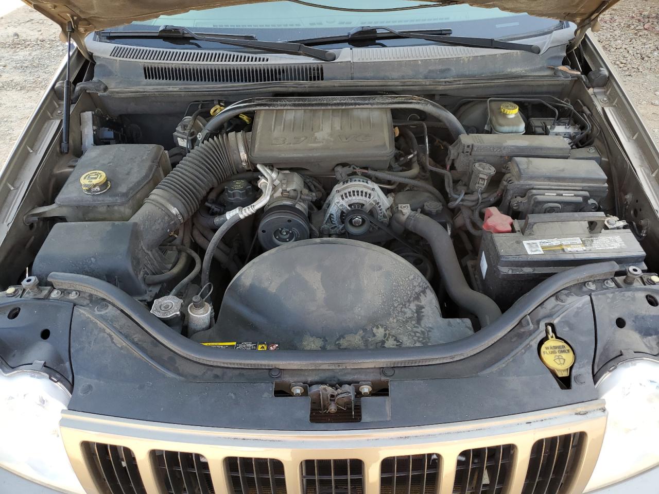 1J4GS48K85C664973 2005 Jeep Grand Cherokee Laredo