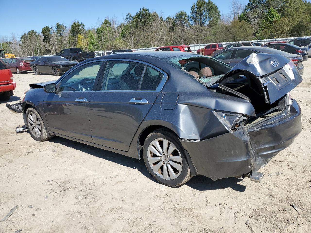 1HGCP3F71BA000439 2011 Honda Accord Ex