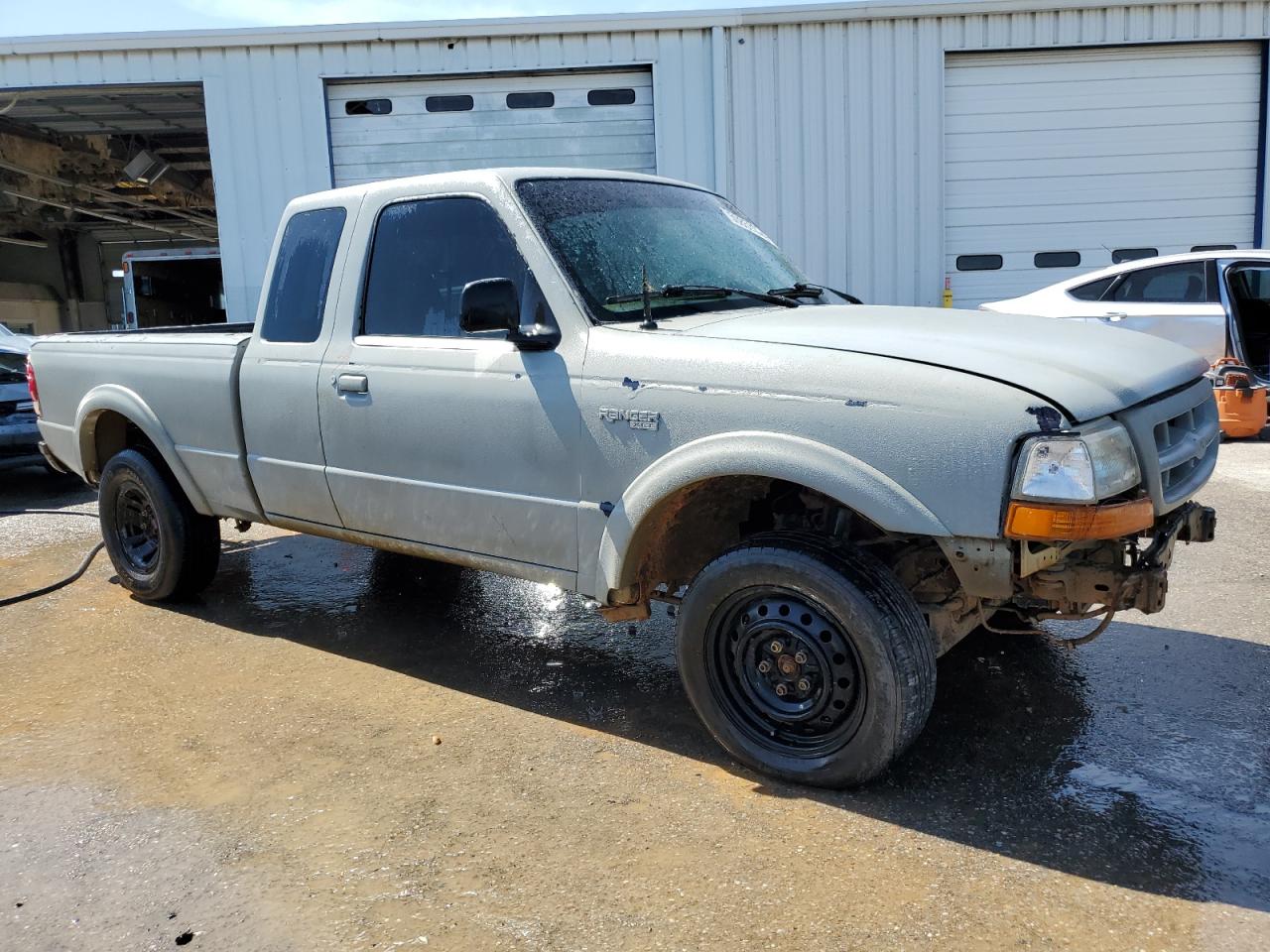 1FTZR15V4YTB45978 2000 Ford Ranger Super Cab