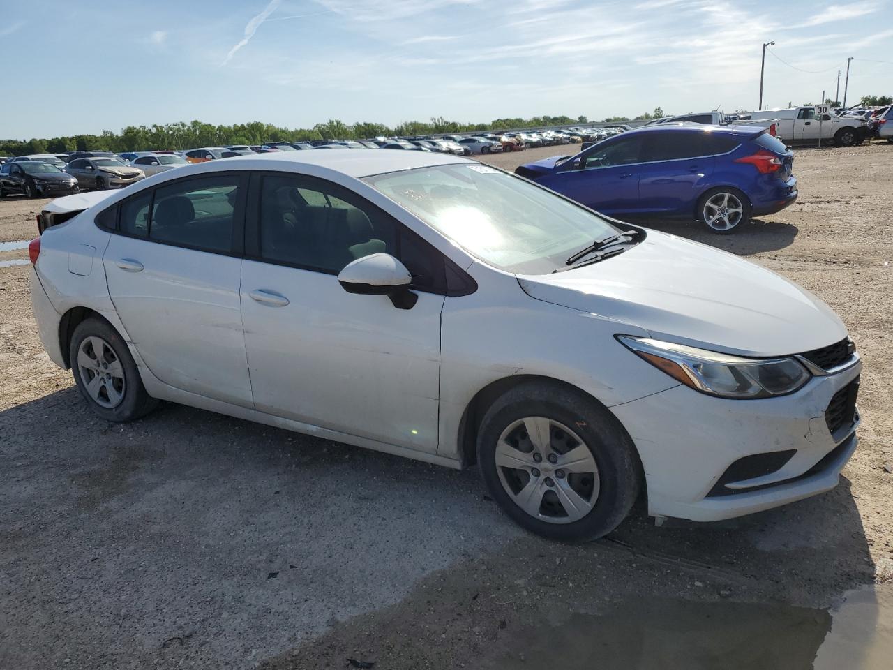 1G1BC5SM6J7225943 2018 Chevrolet Cruze Ls