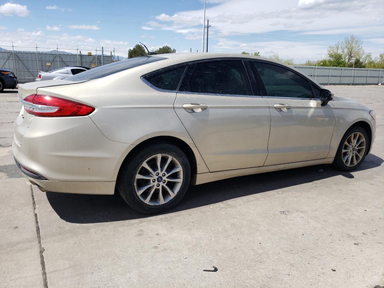 2017 Ford Fusion Se vin: 3FA6P0H73HR398491