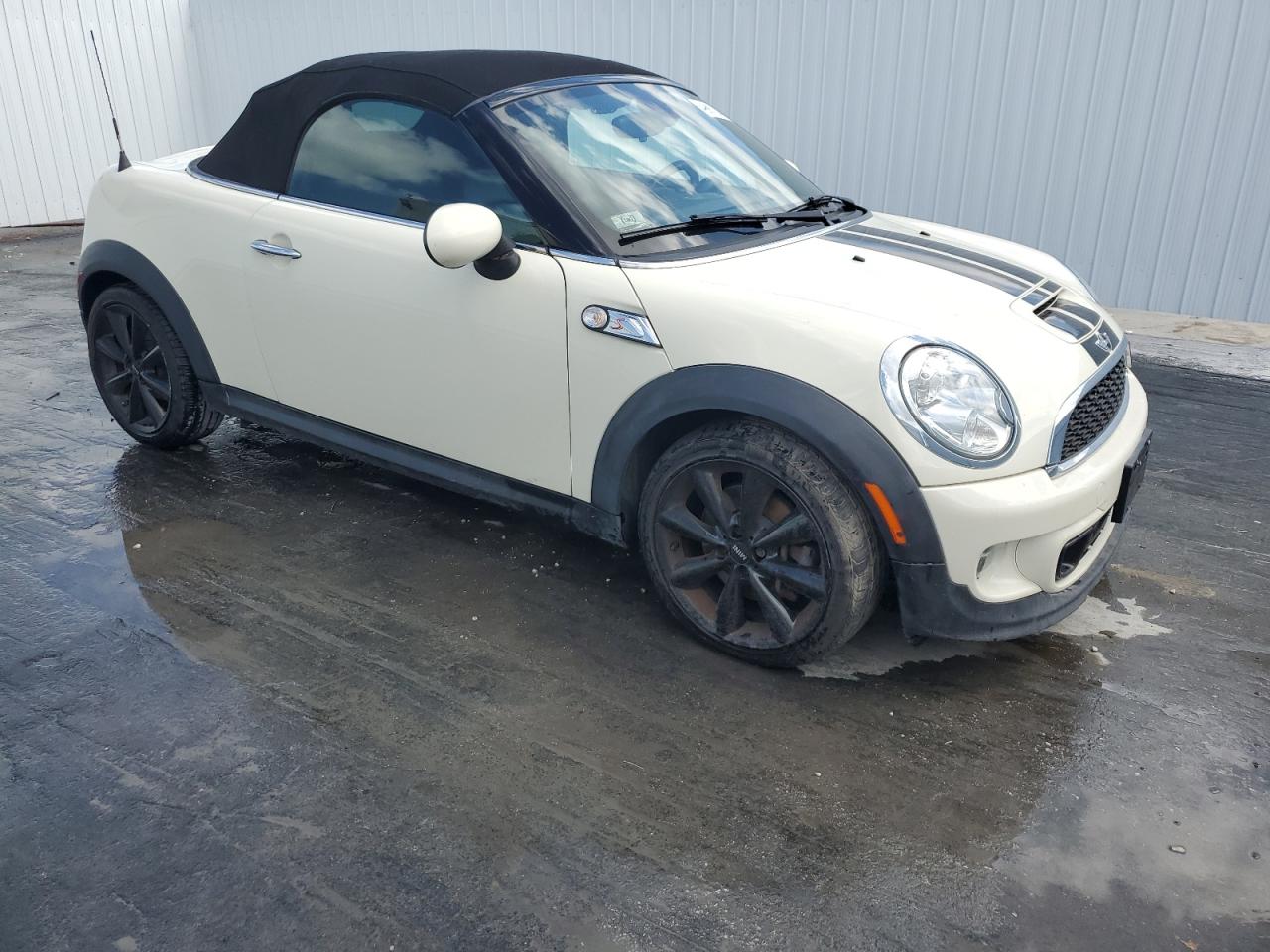 WMWSY3C57FT595735 2015 Mini Cooper Roadster S