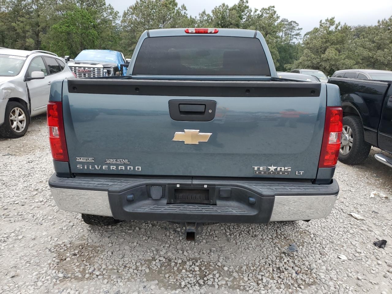 3GCPCSE03BG285902 2011 Chevrolet Silverado C1500 Lt