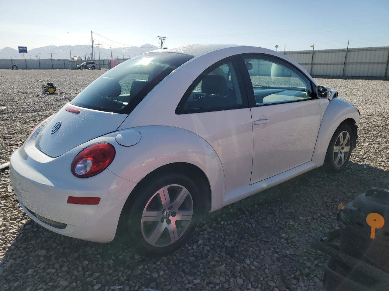 3VWRW31C56M422994 2006 Volkswagen New Beetle 2.5L Option Package 1