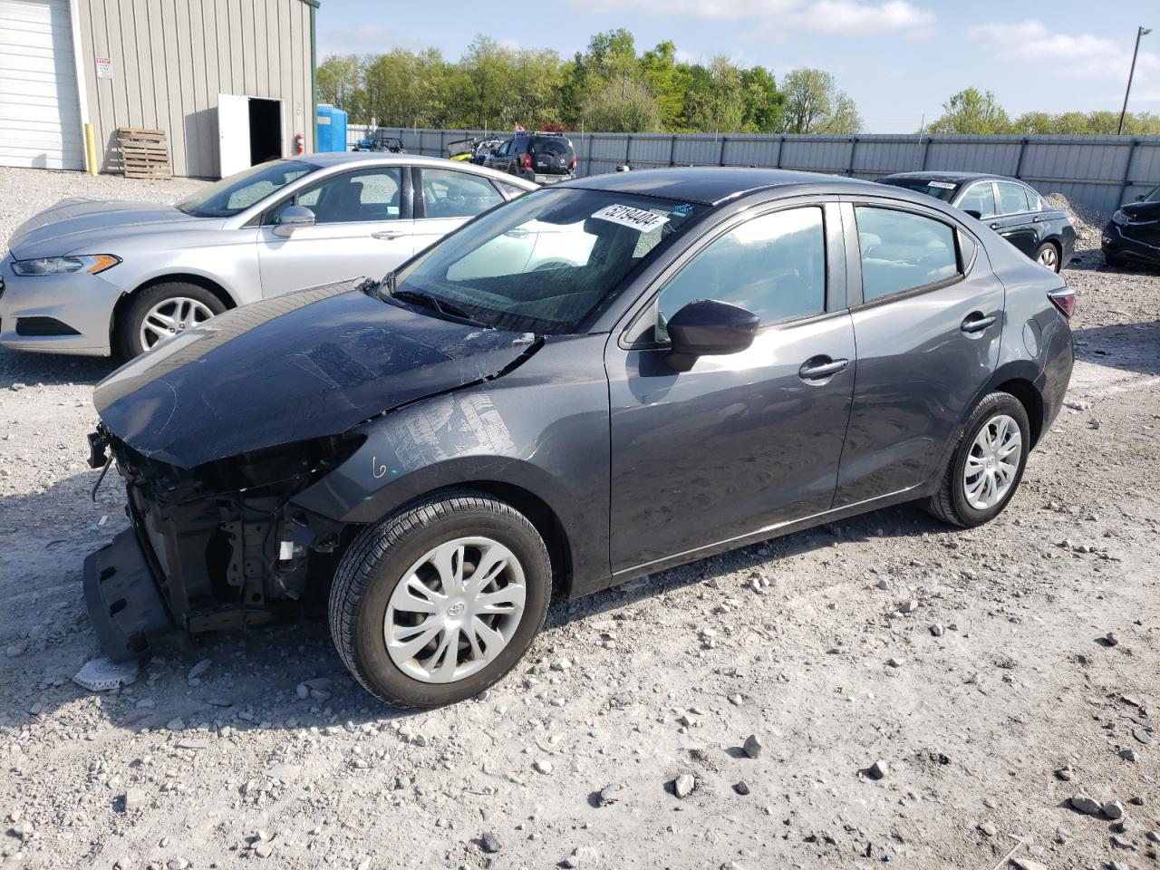 2019 Toyota Yaris L vin: 3MYDLBYV5KY510178