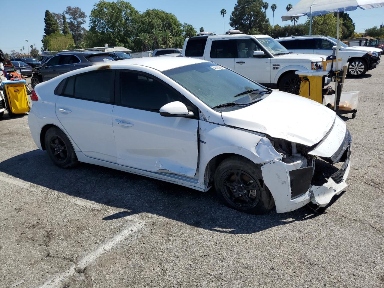 2018 Hyundai Ioniq Blue vin: KMHC65LC6JU061020