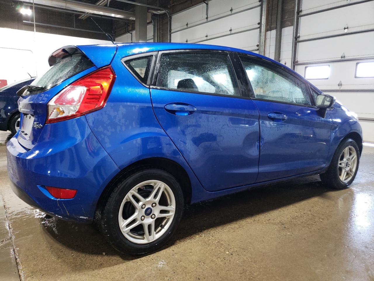 2019 Ford Fiesta Se vin: 3FADP4EJ2KM118661