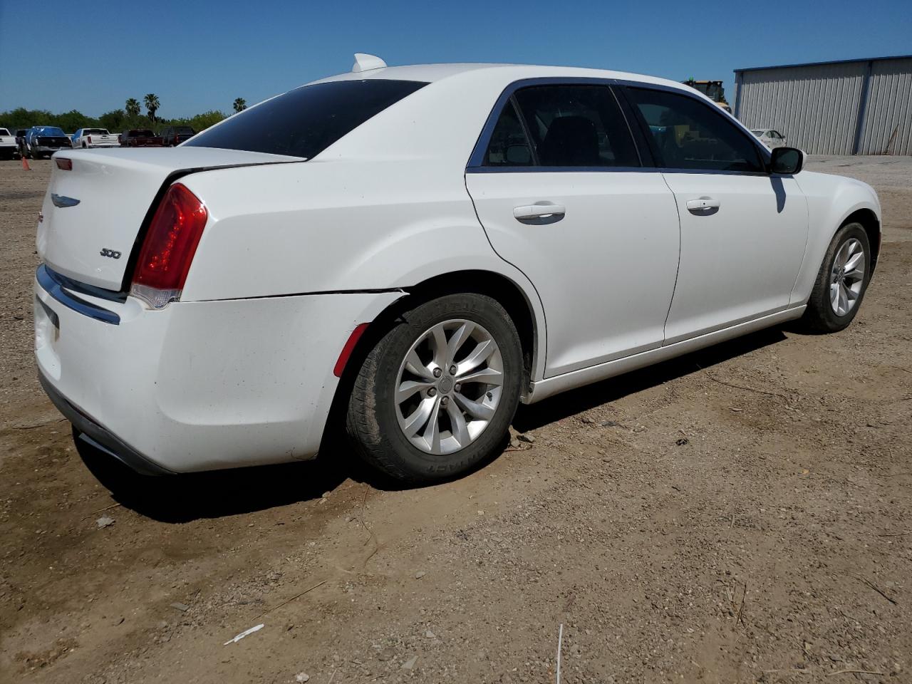 2C3CCAAG8GH181283 2016 Chrysler 300 Limited