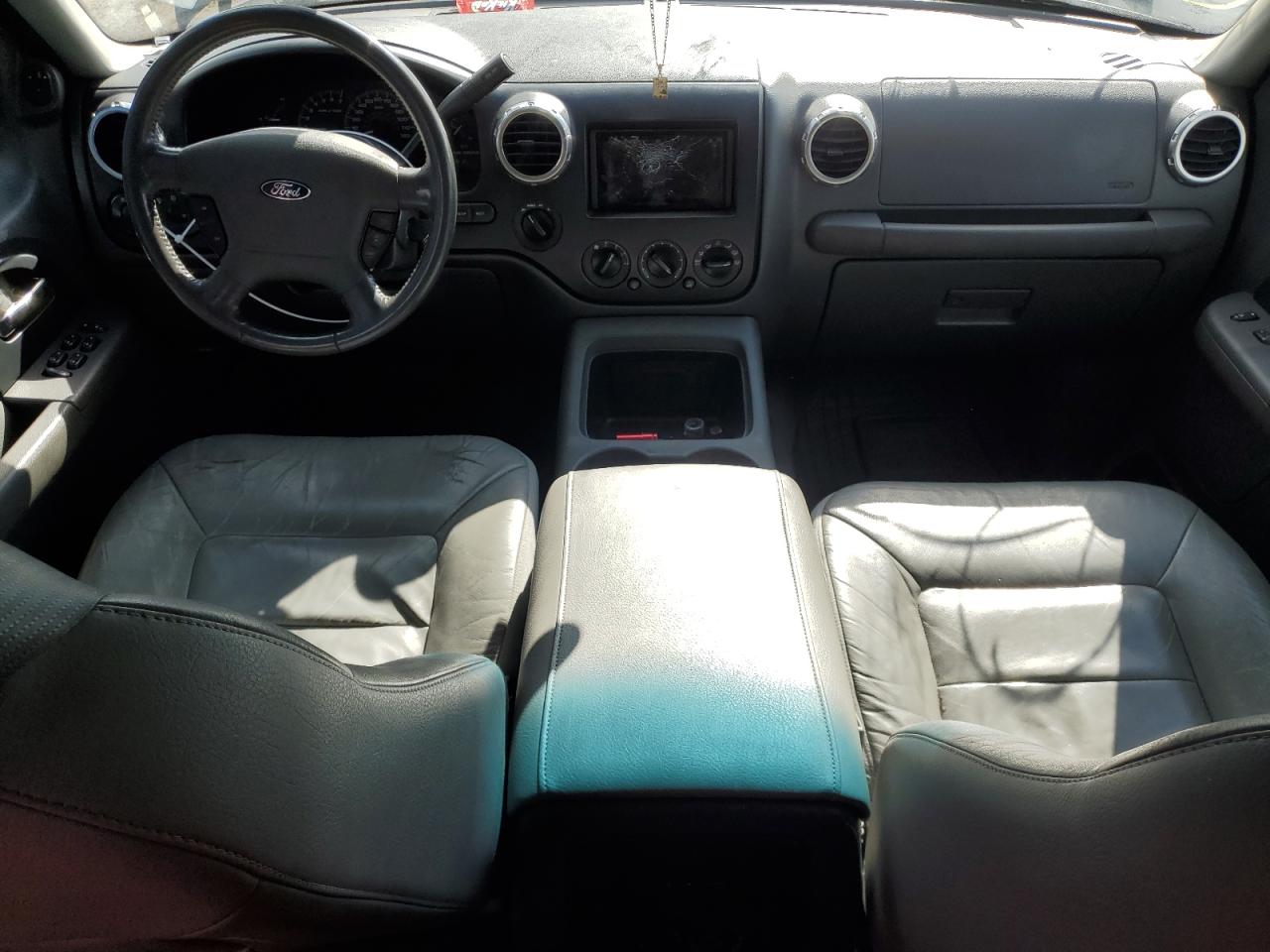 1FMPU16LX3LA85440 2003 Ford Expedition Xlt