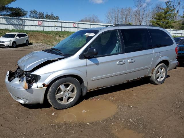 Lot #2517506897 2005 DODGE GRAND CARA salvage car